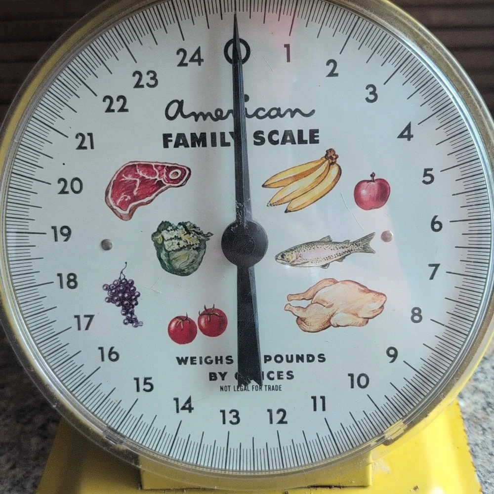 Vintage American Family Scale Yellow